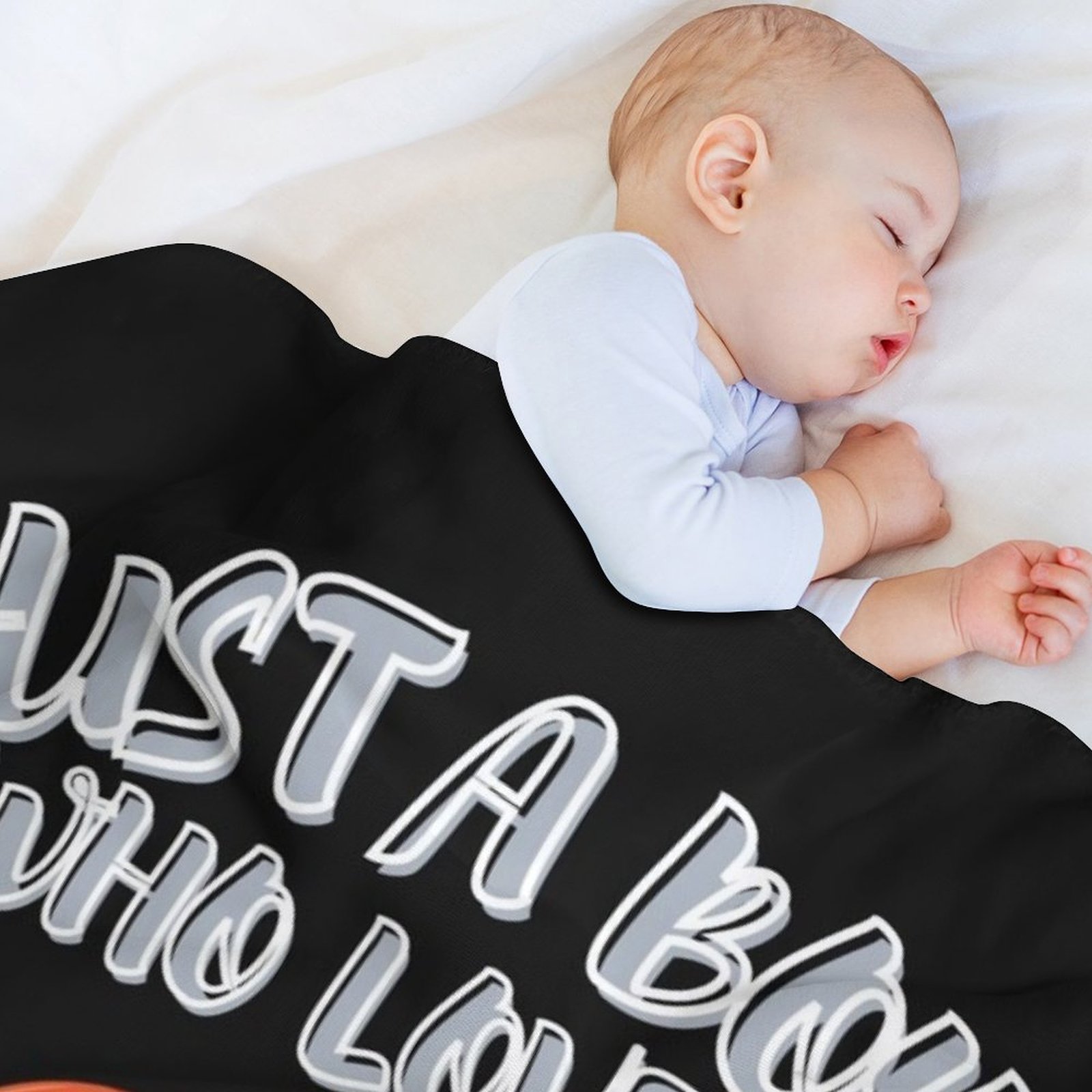 Just a Boy Who Loves Reading B - огляд і ціна Luxury Lifestyle Hotel